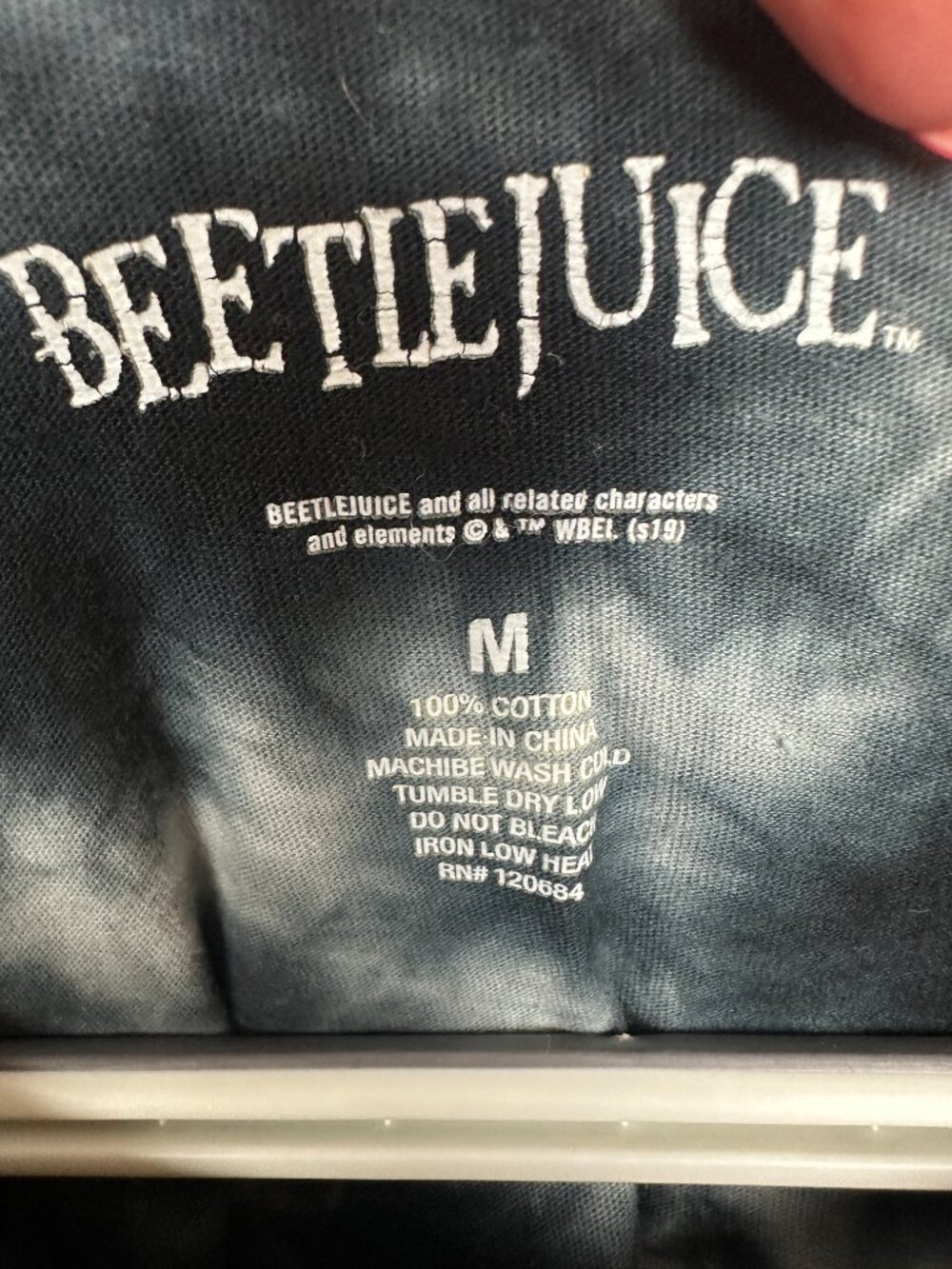 Beetlejuice Icons Long Sleeve Tie-Dye T-Shirt With Tie Size Medium - Picture 5 of 6